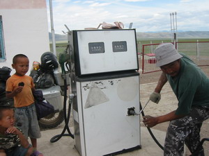 55handpump.JPG