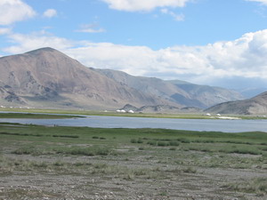 90lake.JPG